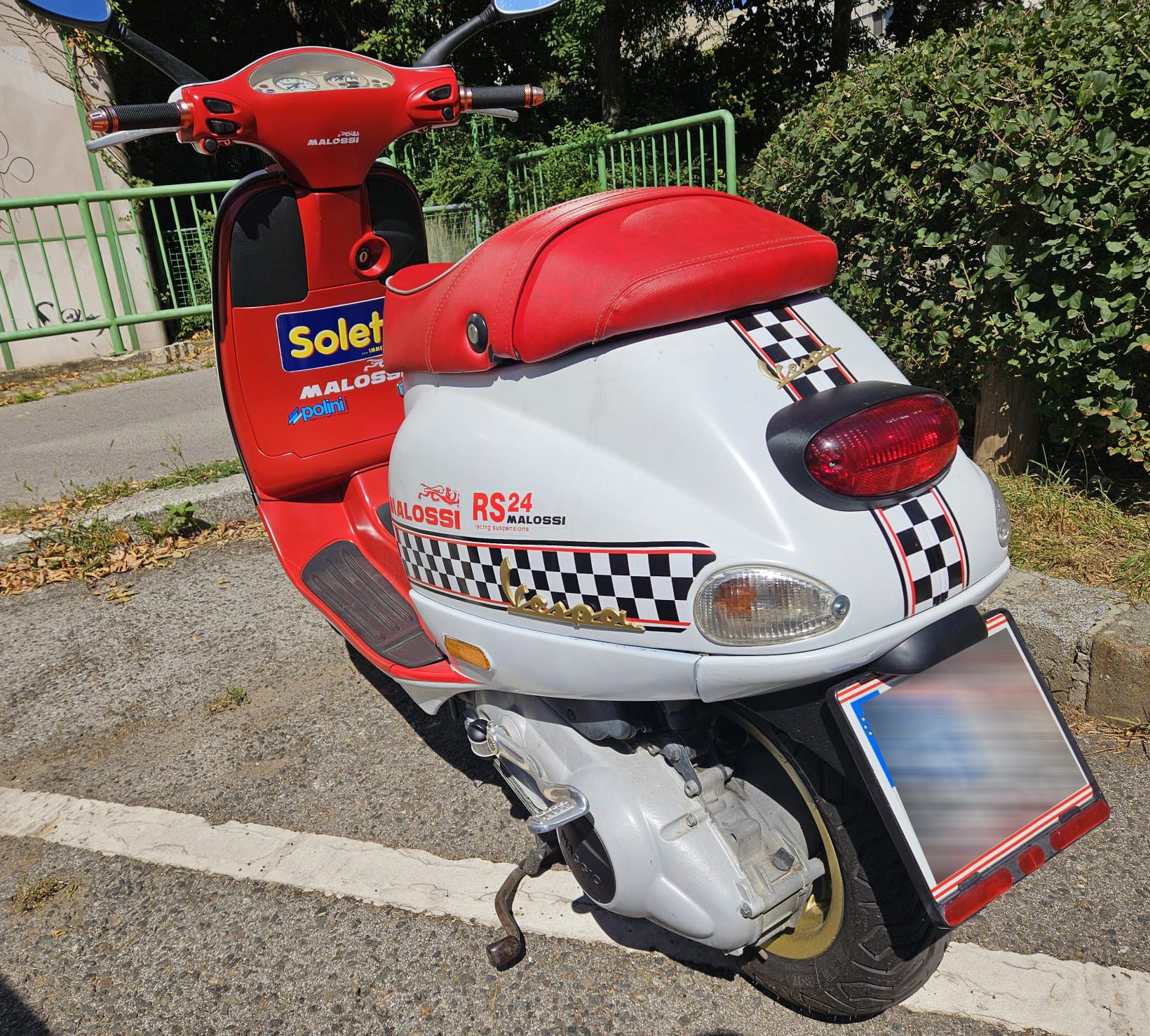 Wunderschöne Vespa ET4 125 zu verkaufen