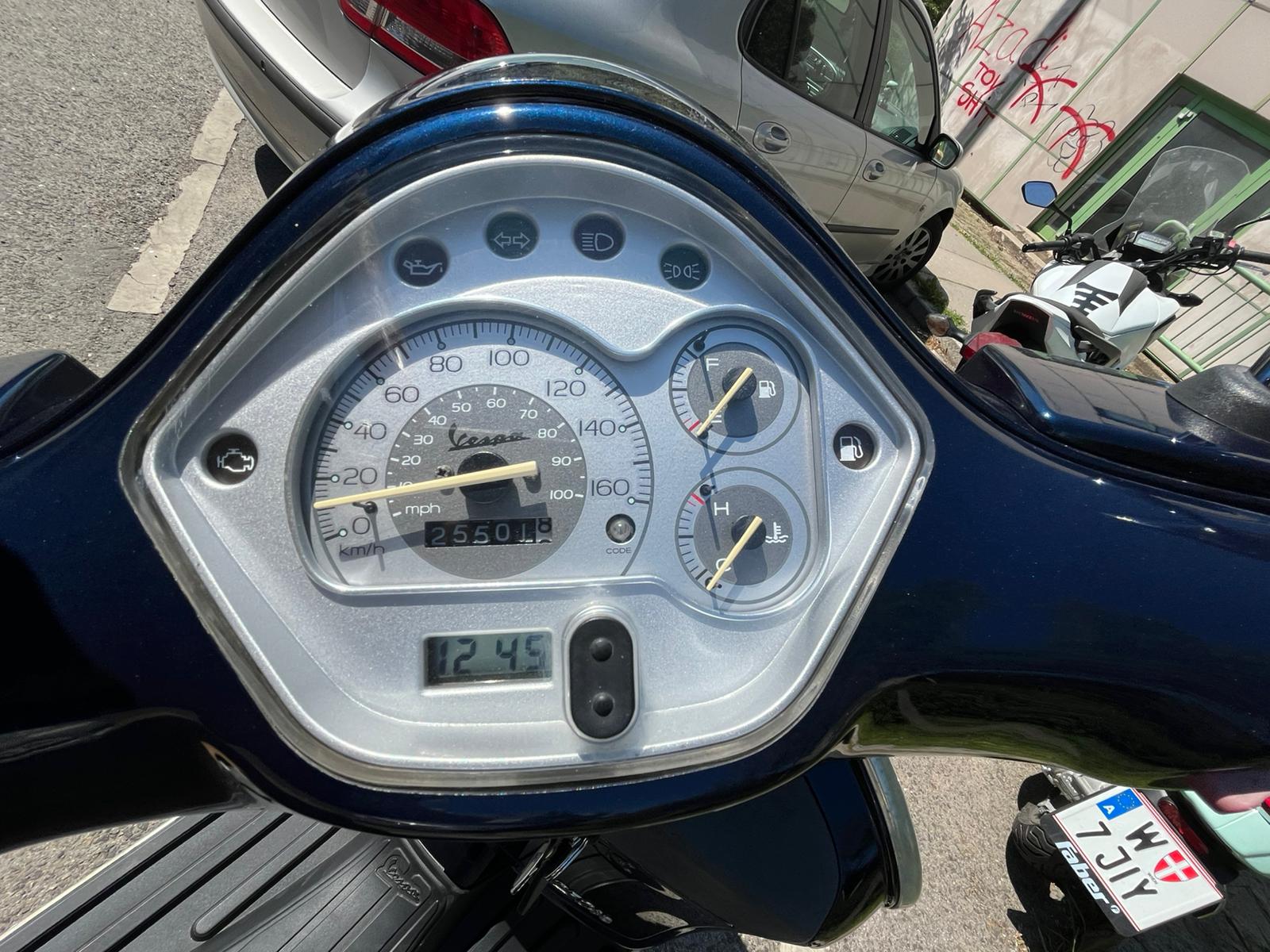 Vespa GTS250 zu verkaufen