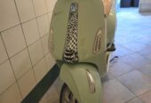 Vespa Primavera Batik 1 Jahr alt