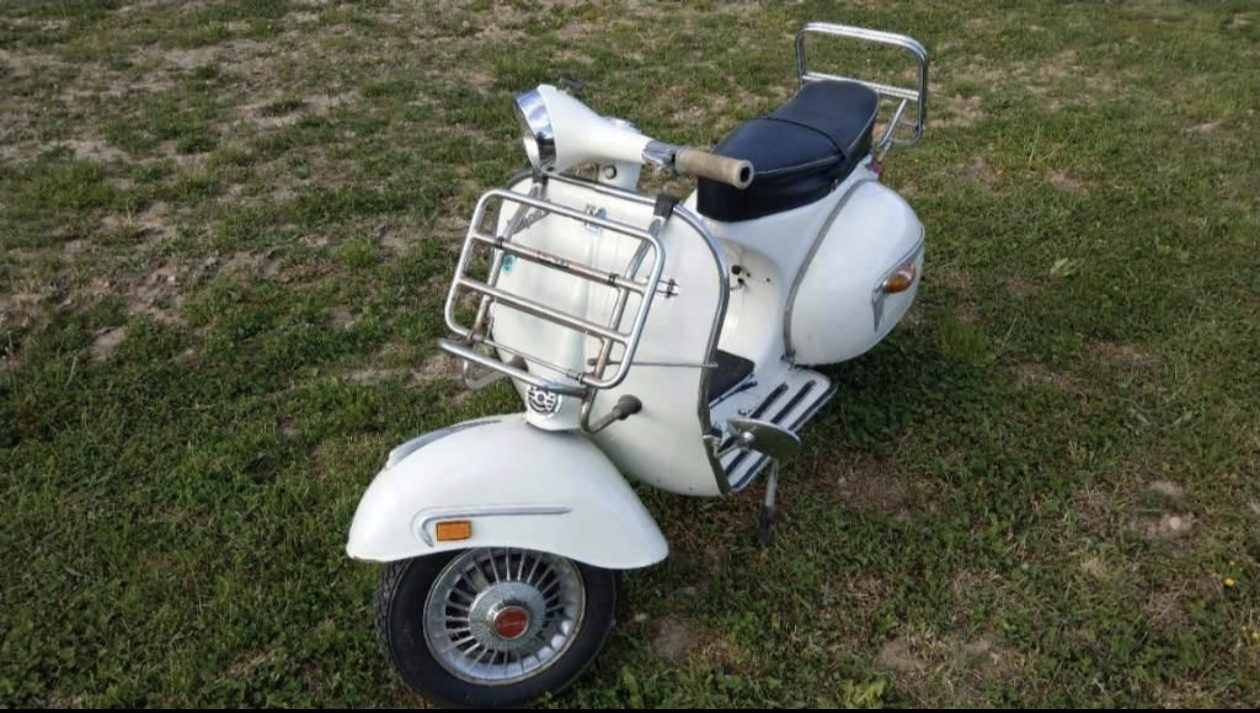 Vespa GS4 160 Augsburg Deutsches Modell mit Blinker in den Seitenbacken
