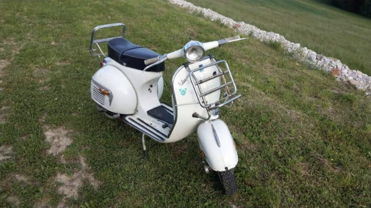 Vespa GS4 160 Augsburg Deutsches Modell mit Blinker in den Seitenbacken