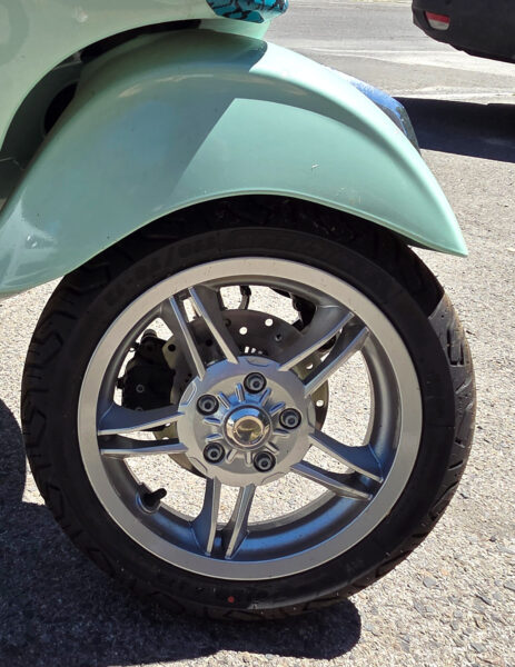 Vespa Primavera Batik Sondermodell 125 Baujahr 2025