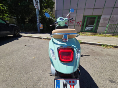 Vespa Primavera Batik Sondermodell 125 Baujahr 2025